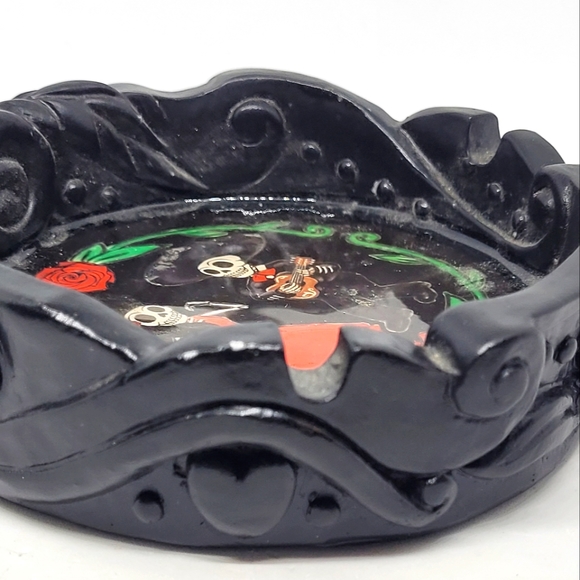 DK Other Ashtray Day Of Dead Ashtrays Black Ashtray Skeleton Couple Tobacciana Cigar Poshmark